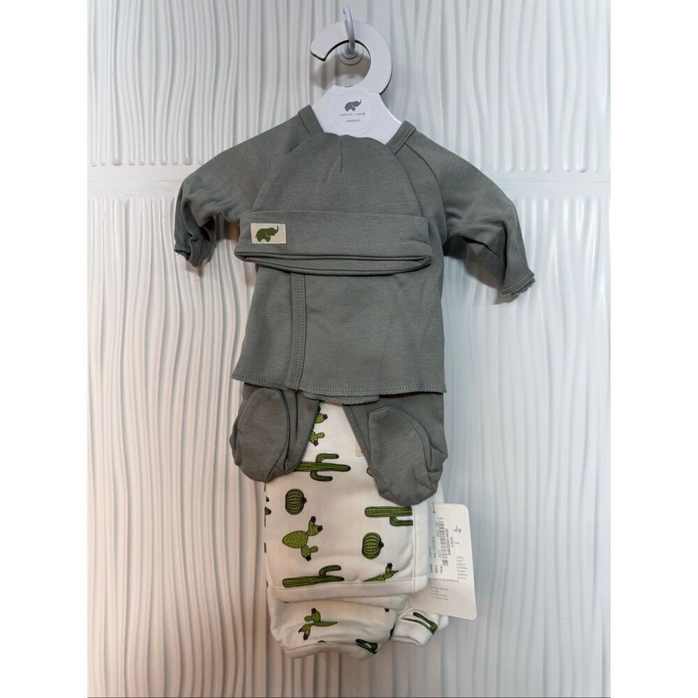 NWT Monica and Andy Organic Cotton Newborn Baby Hospital Cuddle Box - 4pc bundle